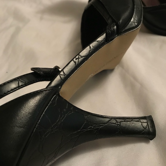 Worthington Black Leather Crocodile Ankle Size 8 - Picture 4 of 5